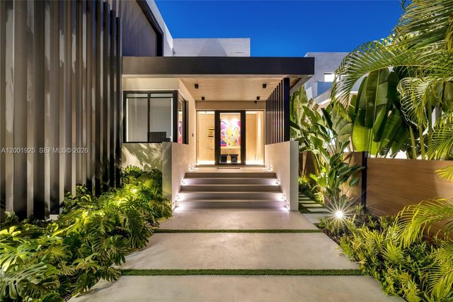 707 NE 77th Street, Miami, FL 33138