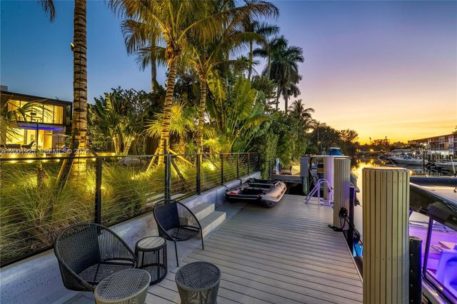 707 NE 77th Street, Miami, FL 33138