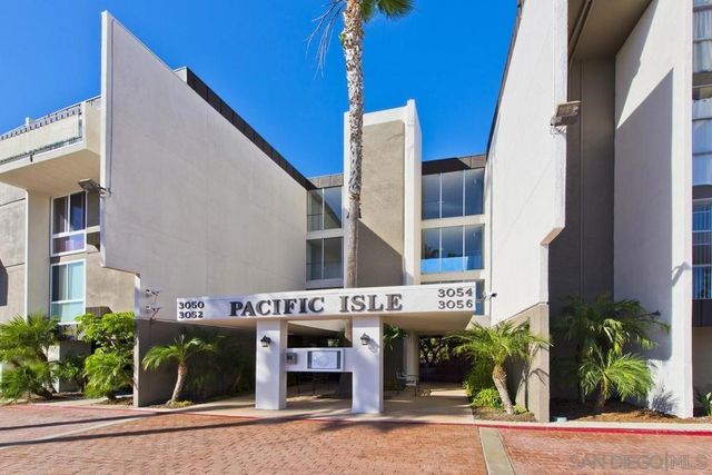 3050 Rue Dorleans 429, San Diego, CA 92110