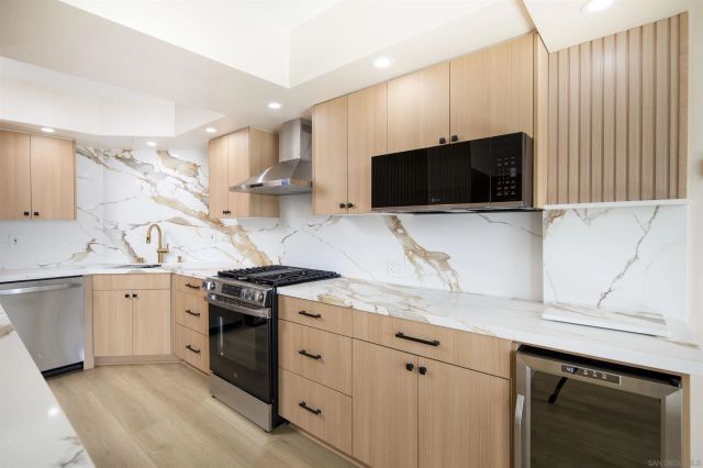 500 W Harbor Blvd 808, San Diego, CA 92101