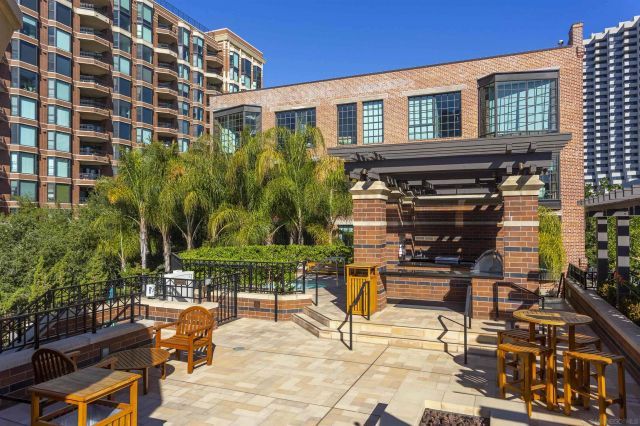 500 W Harbor Blvd 808, San Diego, CA 92101