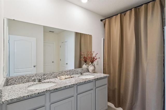 5805 ARBORETUM STREET, St Cloud, FL 34771