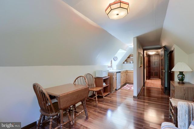 80 SCHOOL HOUSE RD, Lancaster, PA 17603