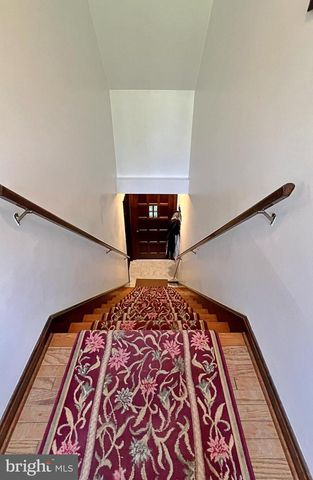 80 SCHOOL HOUSE RD, Lancaster, PA 17603