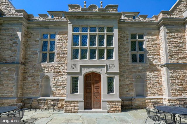 80 SCHOOL HOUSE RD, Lancaster, PA 17603