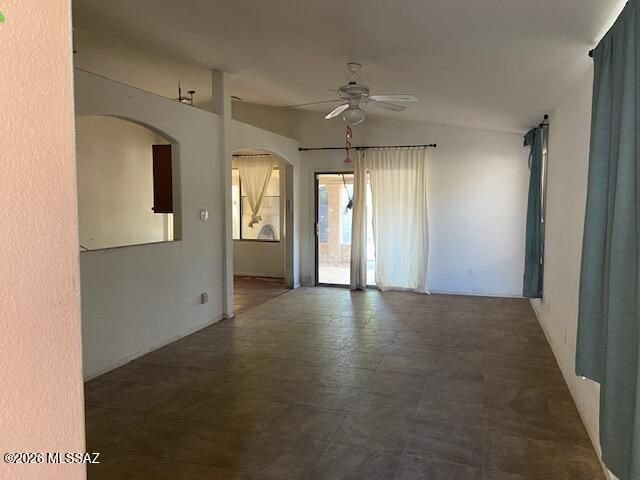 9237 E Corte Arroyo Antiguo, Tucson, AZ 85710