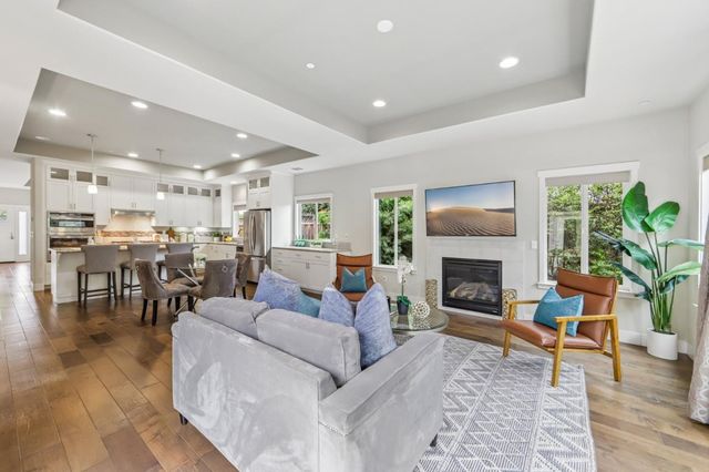 15 Colleen Way, Campbell, CA 95008