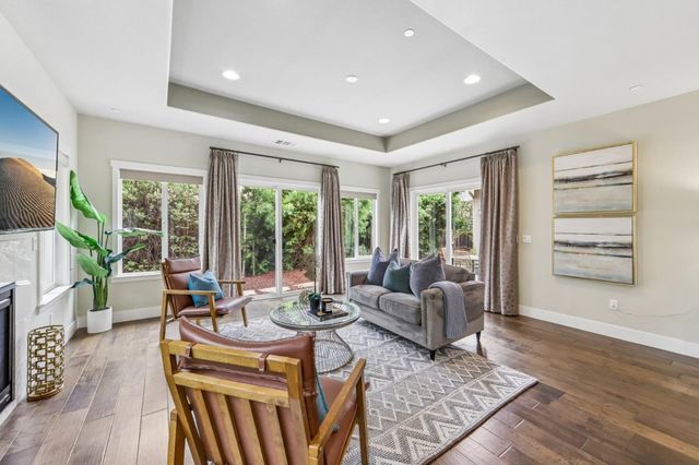 15 Colleen Way, Campbell, CA 95008