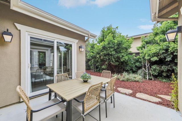 15 Colleen Way, Campbell, CA 95008