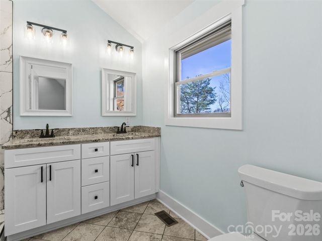 2272 Pinnacle Parkway, Union Mills, NC 28167