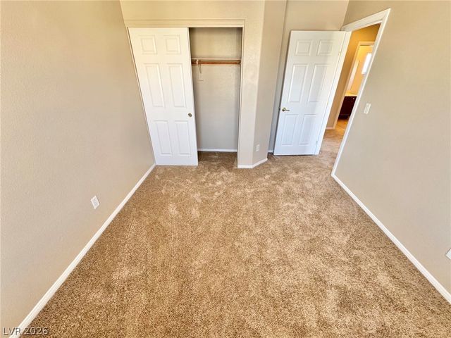 8121 Retriever Avenue, Las Vegas, NV 89147