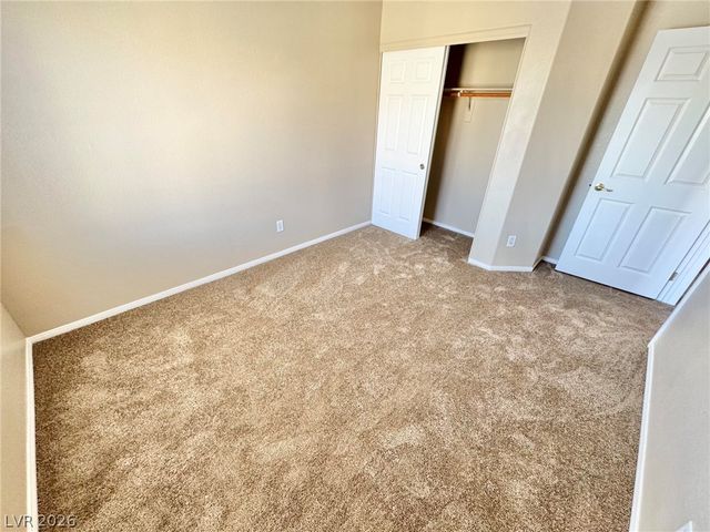 8121 Retriever Avenue, Las Vegas, NV 89147