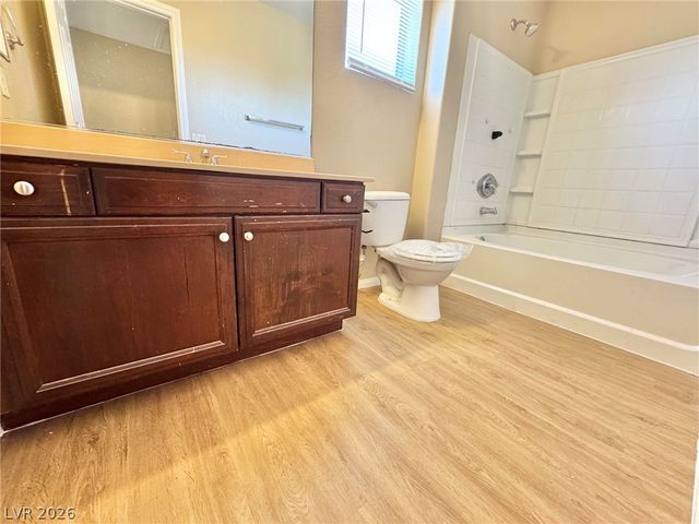 8121 Retriever Avenue, Las Vegas, NV 89147