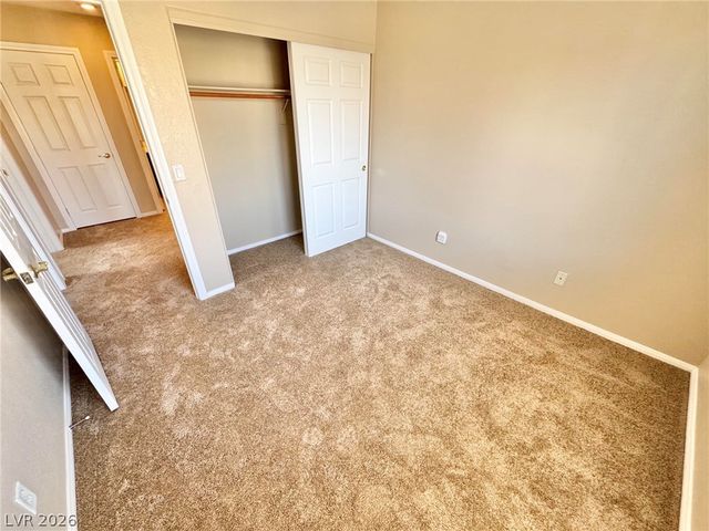 8121 Retriever Avenue, Las Vegas, NV 89147