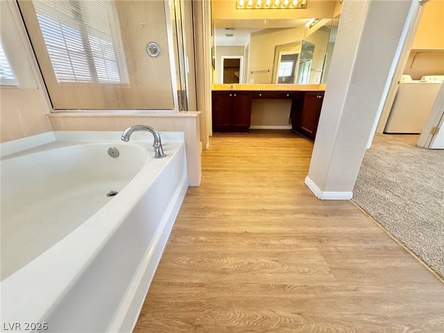 8121 Retriever Avenue, Las Vegas, NV 89147