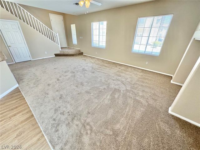 8121 Retriever Avenue, Las Vegas, NV 89147