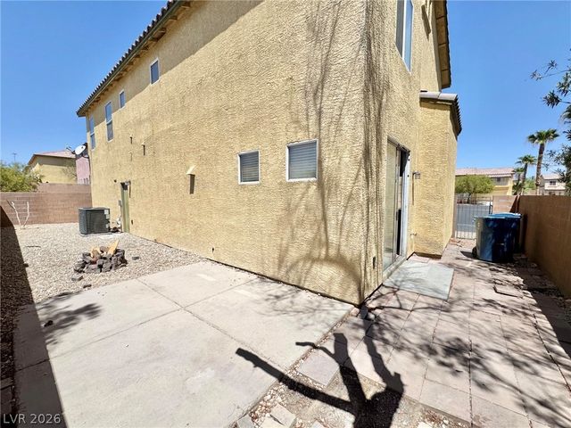 8121 Retriever Avenue, Las Vegas, NV 89147