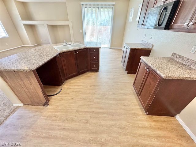 8121 Retriever Avenue, Las Vegas, NV 89147