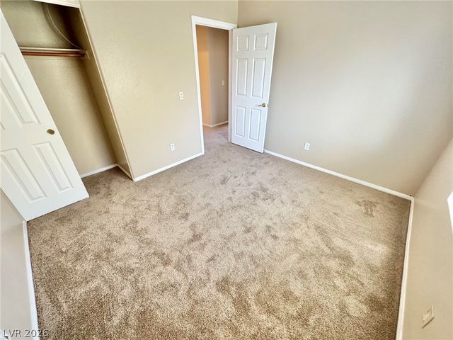 8121 Retriever Avenue, Las Vegas, NV 89147
