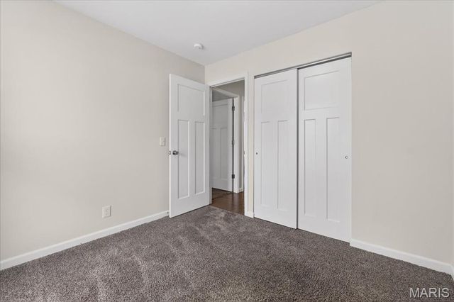 423 Quentin Drive, St Charles, MO 63301