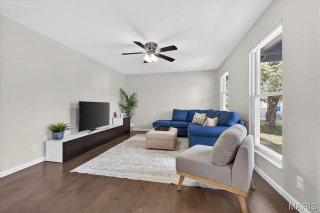 423 Quentin Drive, St Charles, MO 63301