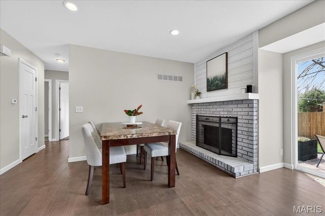 423 Quentin Drive, St Charles, MO 63301