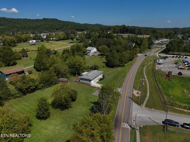 2107 Tipton Station Rd, Knoxville, TN 37920