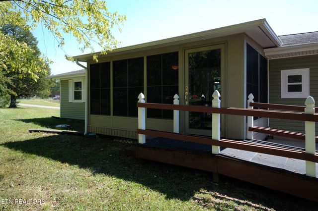 2107 Tipton Station Rd, Knoxville, TN 37920