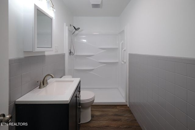 2107 Tipton Station Rd, Knoxville, TN 37920