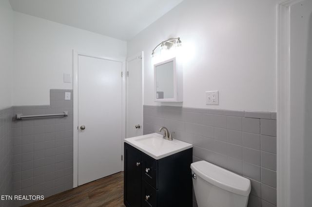 2107 Tipton Station Rd, Knoxville, TN 37920