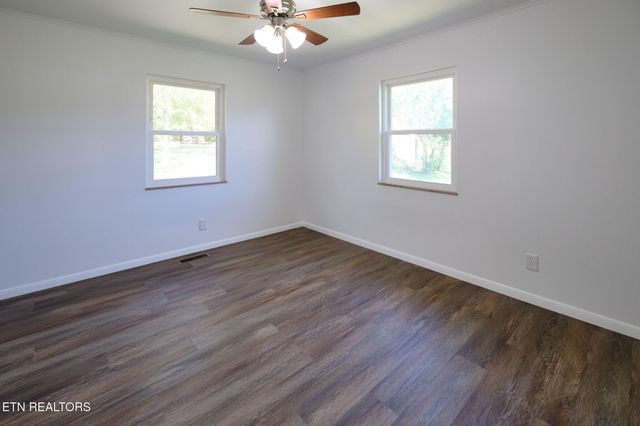 2107 Tipton Station Rd, Knoxville, TN 37920