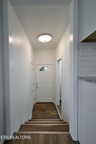 2107 Tipton Station Rd, Knoxville, TN 37920