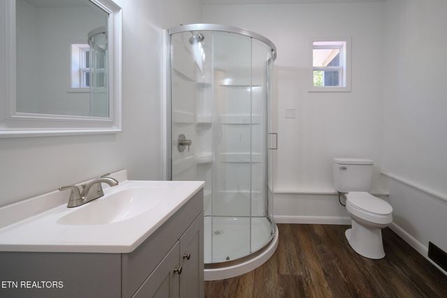 2107 Tipton Station Rd, Knoxville, TN 37920