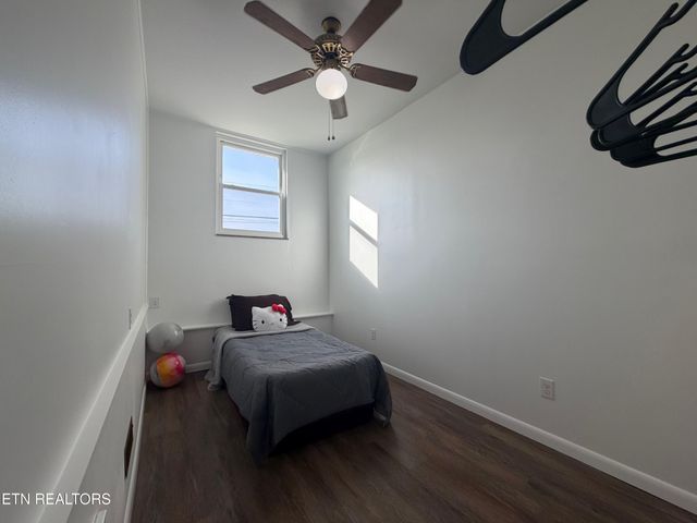 2107 Tipton Station Rd, Knoxville, TN 37920