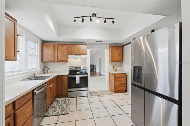 1950 RICHMOND ROAD, Lakeland, FL 33803