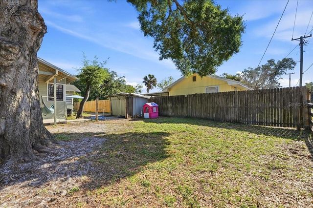 1950 RICHMOND ROAD, Lakeland, FL 33803