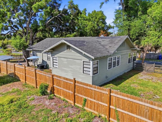 1950 RICHMOND ROAD, Lakeland, FL 33803