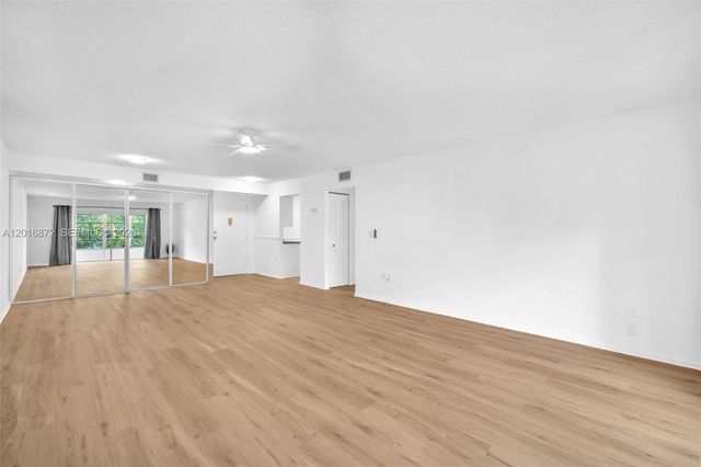 8280 SW 24th Street 7311, North Lauderdale, FL 33068