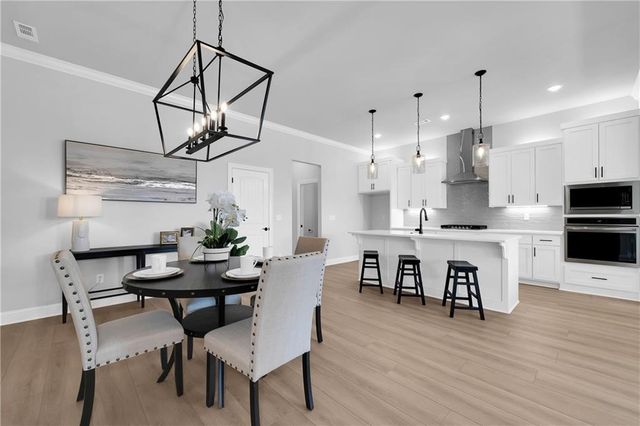 2908 SW Arlington Boulevard, Bentonville, AR 72713