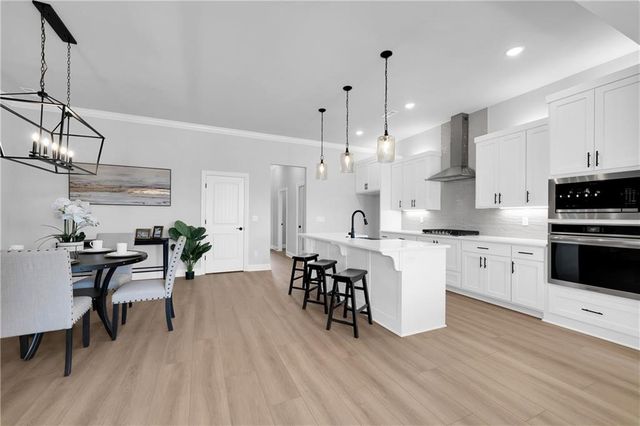 2908 SW Arlington Boulevard, Bentonville, AR 72713