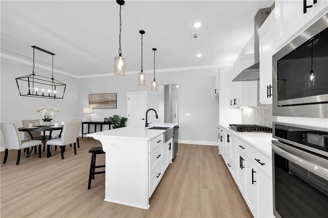 2908 SW Arlington Boulevard, Bentonville, AR 72713