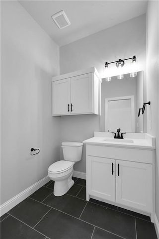 2908 SW Arlington Boulevard, Bentonville, AR 72713