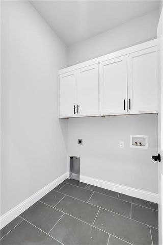 2908 SW Arlington Boulevard, Bentonville, AR 72713