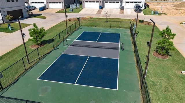 2908 SW Arlington Boulevard, Bentonville, AR 72713