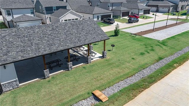 2908 SW Arlington Boulevard, Bentonville, AR 72713