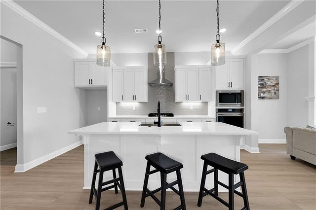 2908 SW Arlington Boulevard, Bentonville, AR 72713