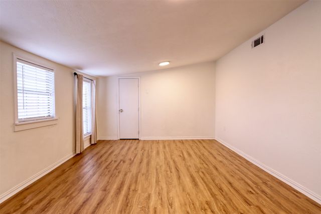 315 E Avenue F, Midlothian, TX 76065