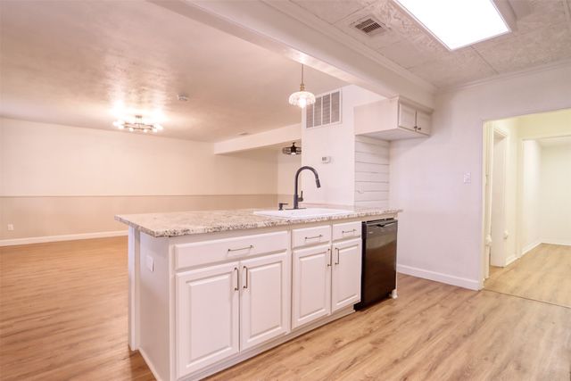 315 E Avenue F, Midlothian, TX 76065