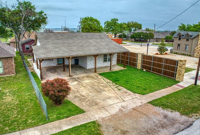 315 E Avenue F, Midlothian, TX 76065