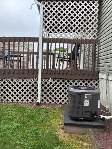 1412 SANDHILL RD 12 SANDHILL PARK, Lebanon, PA 17046